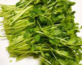 豚ばら肉と豆苗と卵のオイスターソース炒め作り方1写真