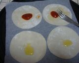 餃子の皮で作るクリスピーピザ作り方1写真