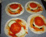 餃子の皮で作るクリスピーピザ作り方2写真