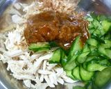 サッパリ★鶏胸肉ときゅうりの梅肉サラダ作り方5写真