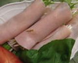 お弁当やおつまみにも♬ハムの貝割れ巻き作り方3写真