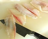 白身魚のアンチョビチーズ巻きムニエル作り方1写真