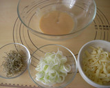 味噌マヨが決め手♪じゃこと葱の和風ピザ作り方3写真