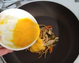 残り焼きそばアレンジ✳焼きそばトースト作り方4写真