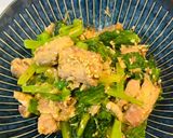 小松菜とさばの味噌煮缶の和えもの♪作り方3写真