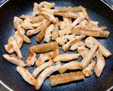 フライパンで簡単！ごぼうと鶏むね肉の甘辛揚げ作り方4写真
