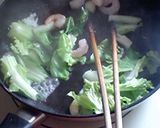 シーフードミックスの焼きうどん作り方1写真