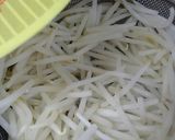 残ったキムチが活躍する、もやしサラダ作り方3写真