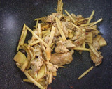 簡単★たけのこ＆豚肉の豆板醤炒め作り方3写真