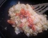 *焼鮭と長ネギ、たまごの炒飯*作り方7写真