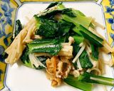 小松菜とえのきの鶏皮炒め😻作り方4写真