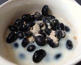 黒豆煮のはったい粉がけ作り方2写真