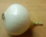 ♪新タマネギの丸ごとレンジ蒸し～♪作り方1写真