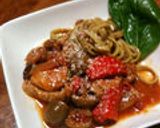 牛肉と赤ピーマンのトマトソースパスタ　作り方6写真