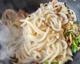豚バラ肉と卵のナポリタンうどん作り方4写真
