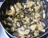 筍とわらびのめんつゆ炒め作り方3写真