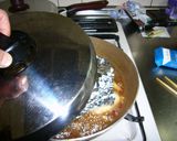 フライパンで　手羽先コーラ de 味噌煮作り方3写真