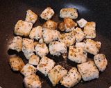 バジル風味で！かじきのさいころソテー作り方3写真