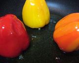 少し手間かけて♪絶品「パプリカのマリネ」作り方1写真