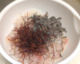 ヒラメの塩昆布と糸唐辛子の和え物作り方2写真