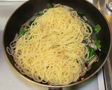 牡蠣とほうれん草とごぼうのパスタ作り方10写真