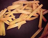 簡単副菜 キュウリと人参のカレーマヨ炒め作り方1写真