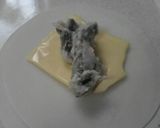 餃子の皮でチーズ揚げ❀わさび漬け入り作り方1写真
