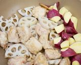 鶏と根菜の甘酢炒め【秋レシピ】作り方5写真