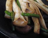 簡単★アスパラときのこのバター醤油炒め作り方3写真