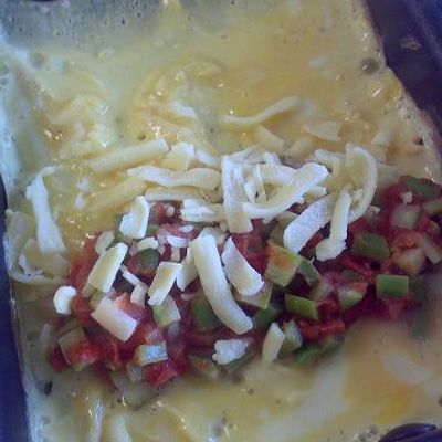 アスパラ・トマト・チーズのオムレツ風卵焼 by ケトンダイエット食