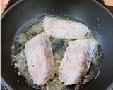 きのこたっぷりたらのバターソテー作り方3写真