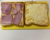 【簡単朝食】水菜とハムチーズホットサンド作り方3写真