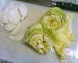 キャベツと豚肉の酒蒸し作り方1写真