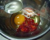 カニカマ＆トマトの卵焼き♪～三角～作り方2写真