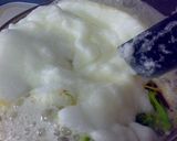 ブロッコリとあさりのふわふわ卵白スープ作り方3写真