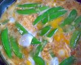 スナップえんどうとチーズの卵とじ作り方3写真