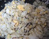 塩昆布でチャーハン☆作り方3写真
