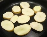 新じゃがと豚ばら肉の重ね蒸し作り方6写真