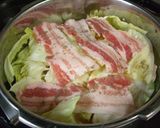 キャベツと豚バラ肉の重ね蒸し作り方2写真