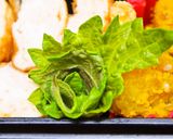 お弁当の隙間に♪レタスでお花作り方4写真