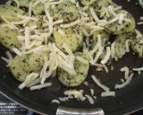とろけるチーズのバジルポテト作り方6写真