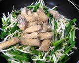 安うま！サメニラ（鮫のニラ炒め）作り方9写真