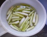 春の味♪山うどとキュウリの味噌和え作り方1写真