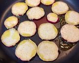 簡単♪フライパンでサツマイモの揚げ焼き作り方4写真