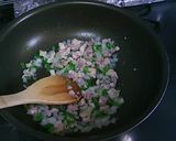 残ったカレーでオムライス作り方1写真