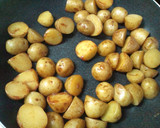 新じゃがの塩こんぶ醤油マヨ炒め作り方4写真