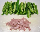 ピーマンとベーコンの胡麻きんぴら作り方1写真