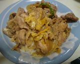 豚肉の生姜焼きのとろとろ玉子丼☆作り方4写真
