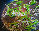 ちゃちゃっとピーマンとシラスの胡麻油炒め作り方2写真