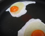 簡単★めだま焼き丼作り方1写真